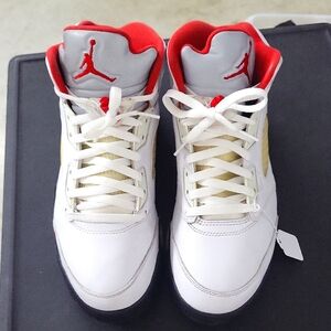 Jordan 5 Fire Red 🔥 2020 Size 10